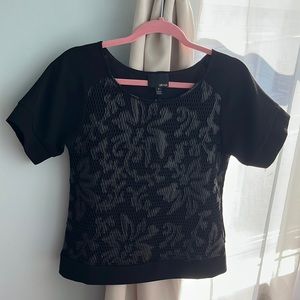 GREYLIN - Black Tee Top - Leather Lace Pattern Detail on front - Size Small